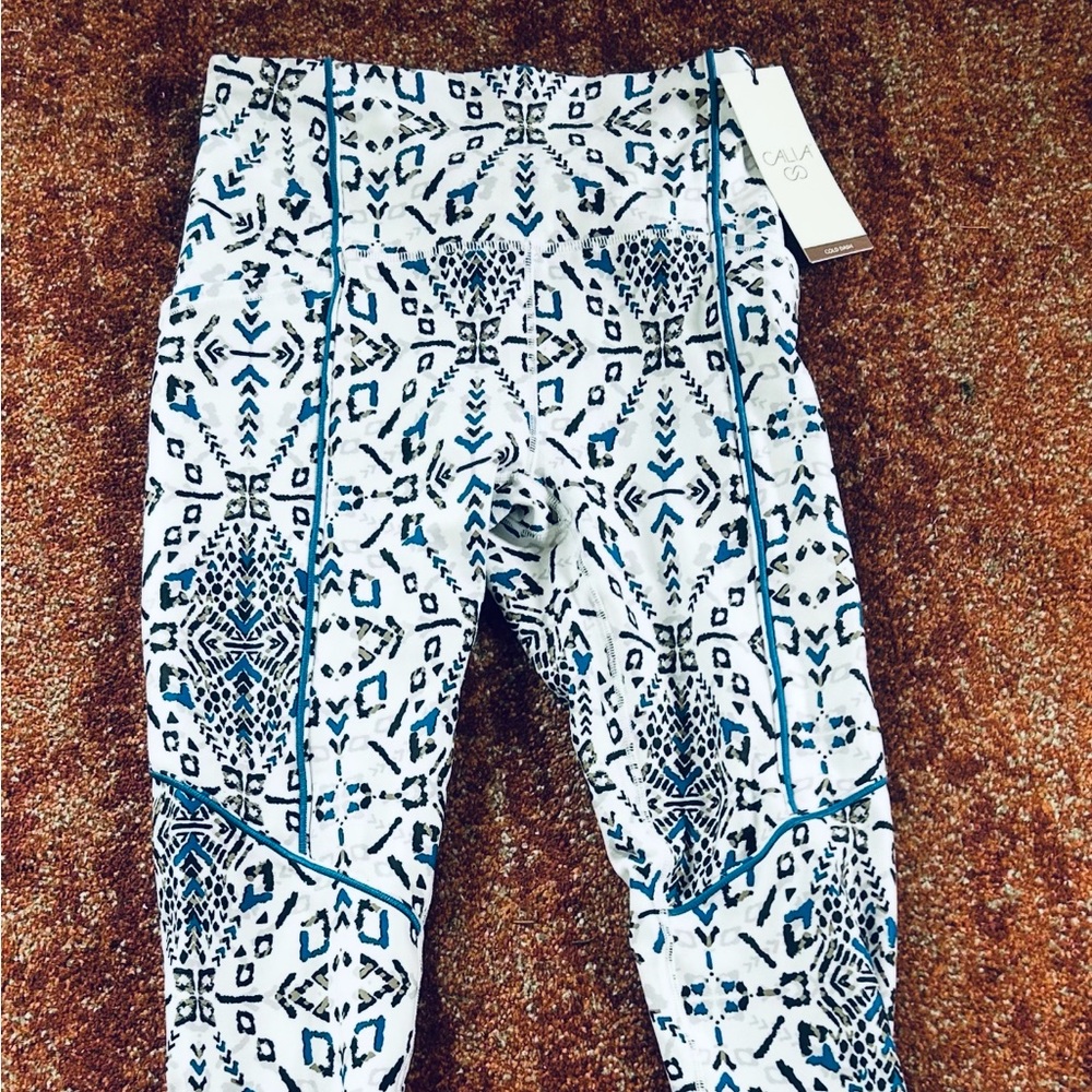Calia By Carrie Underwood Leggings XS NWT tipped dash cold leggings